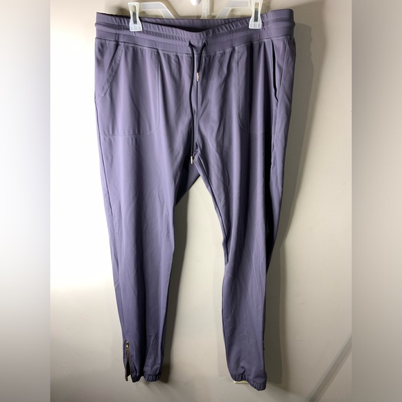 ZYIA Pants - Zyia Active Women's Peak Zipper Jogger Pants XXXL